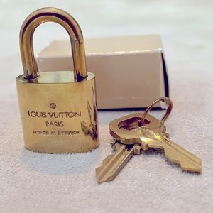 NEW IN BOX Louis Vuitton Lock and Key